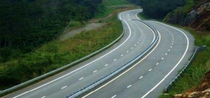 සංවර්ධන ව‍්‍යාපෘති තොරුතුරු ලබාගැනීමට කාර්යාල තුනක්